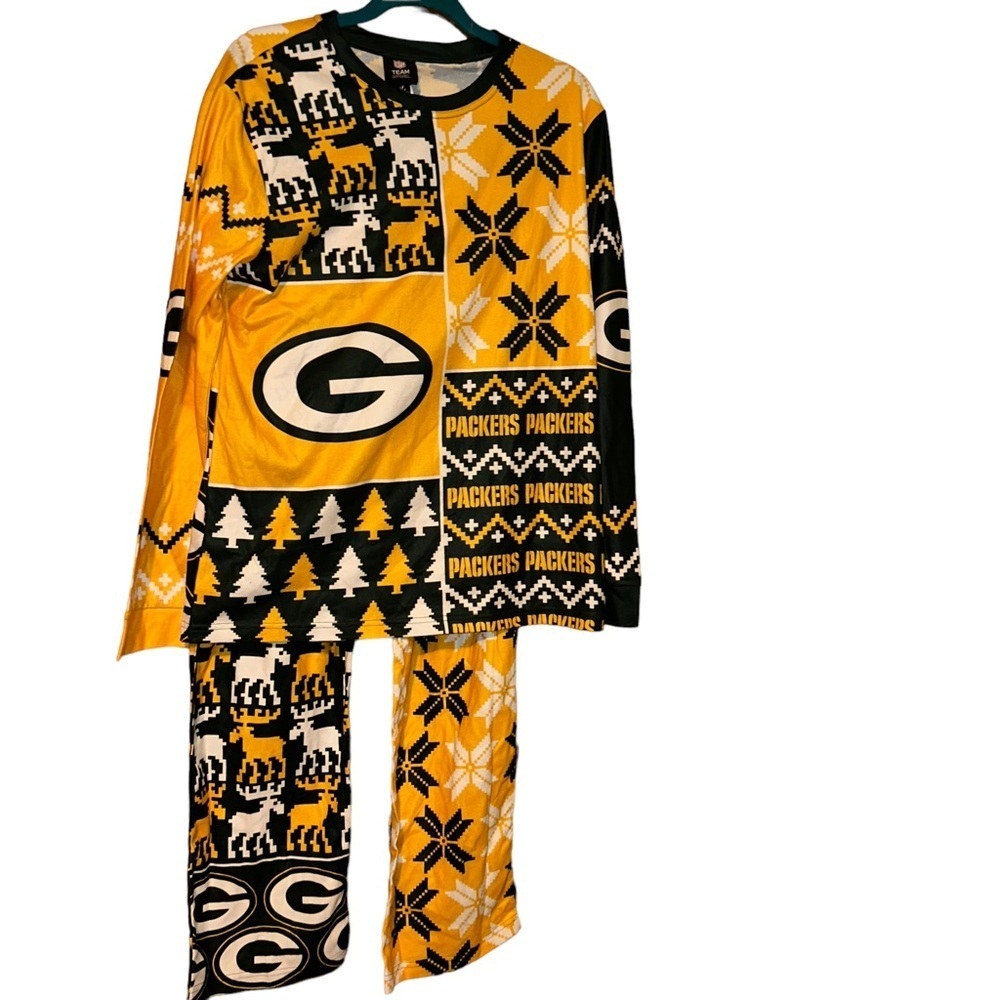 Nfl Green Bay packers holiday pajamas ugly sweater Christmas pjs M set